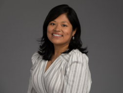 Head shot Jennifer Moreno