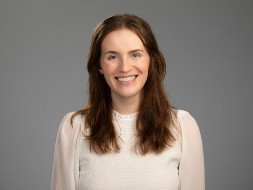 Jamie Mara headshot