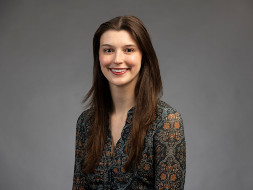 Kelli Rogers headshot