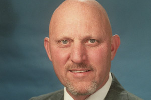 A Lifetime of Service: Paul Henderson, CRNA ’79/CON | RUSH University