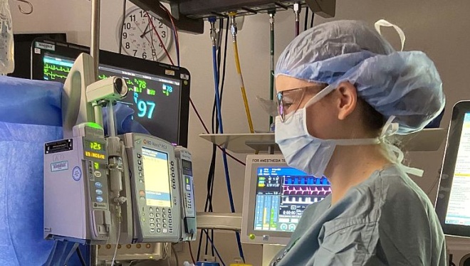 A nurse anesthetist in the operating room