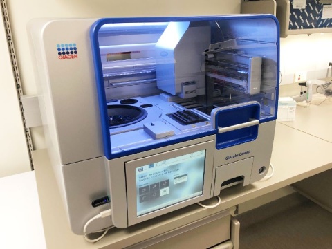 Qiagen QIAcube Nucleic Acid Extraction Robot
