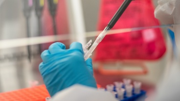 Rush Offering Free COVID-19 Antibody Testing for Chicago First Responders